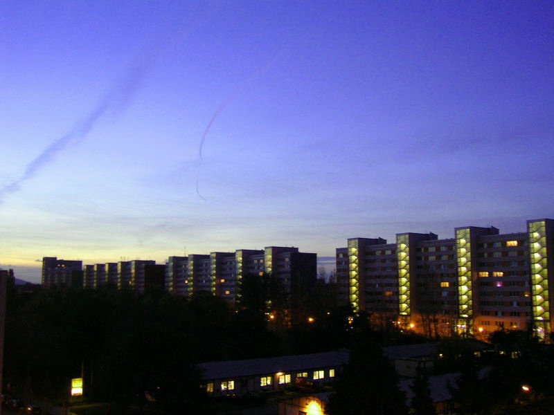 Foto005.jpg - Der Dresdner Stadteil Johannstadt vom Unigebäude an der Grundigstraße aus gesehen. Da lohnt es sich doch zeitig aufzustehen!