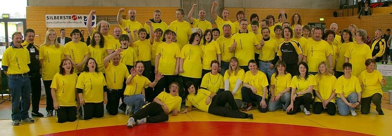 DM_OlbernhauSonntagSiegerehrung021.jpg - Und feiern durften auch die vielen Helfer aus Zöblitz und Umgebung, die ein perfektes Turnier auf die Beine gestellt haben.Da kann man zu Recht stolz sein. Gerade als kleiner Verein.